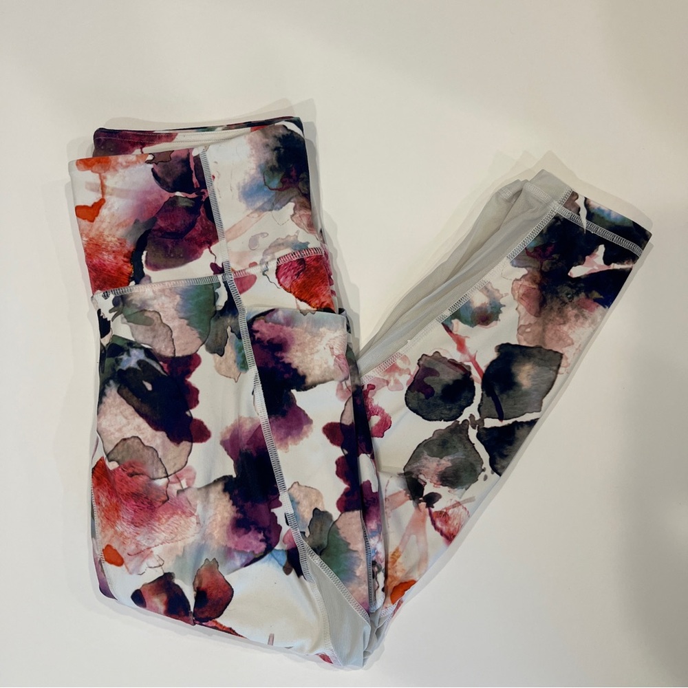 Athleta Floral Mesh 7/8 Leggings Ivory Purple Watercolor Boho Mesh Sz SP